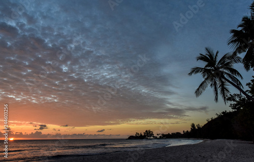 Coloured sunset on Seyshells island. Sea, summer, cloud, sky