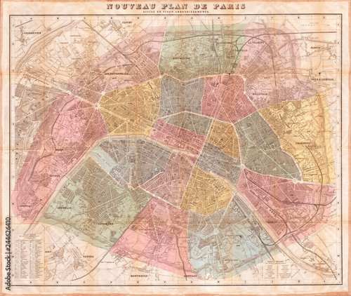 1870  Hachette Pocket Map of Paris  France