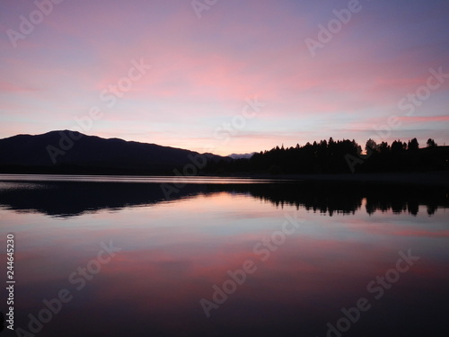 Wallpaper Mural マジックアワーと湖 Torontodigital.ca