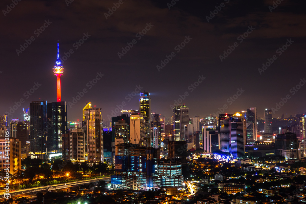 Fototapeta premium kUALA LUMPUR, MALAYSIA - AUGUST 31, 2018: Building at center of metropolis at Kuala Lumpur.
