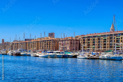 Obraz na płótnie Panoramic cityscape of Marseille with Vieux Port, Marseille, Provence, France w salonie