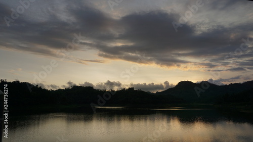 The sunset on the Sermo reservoir