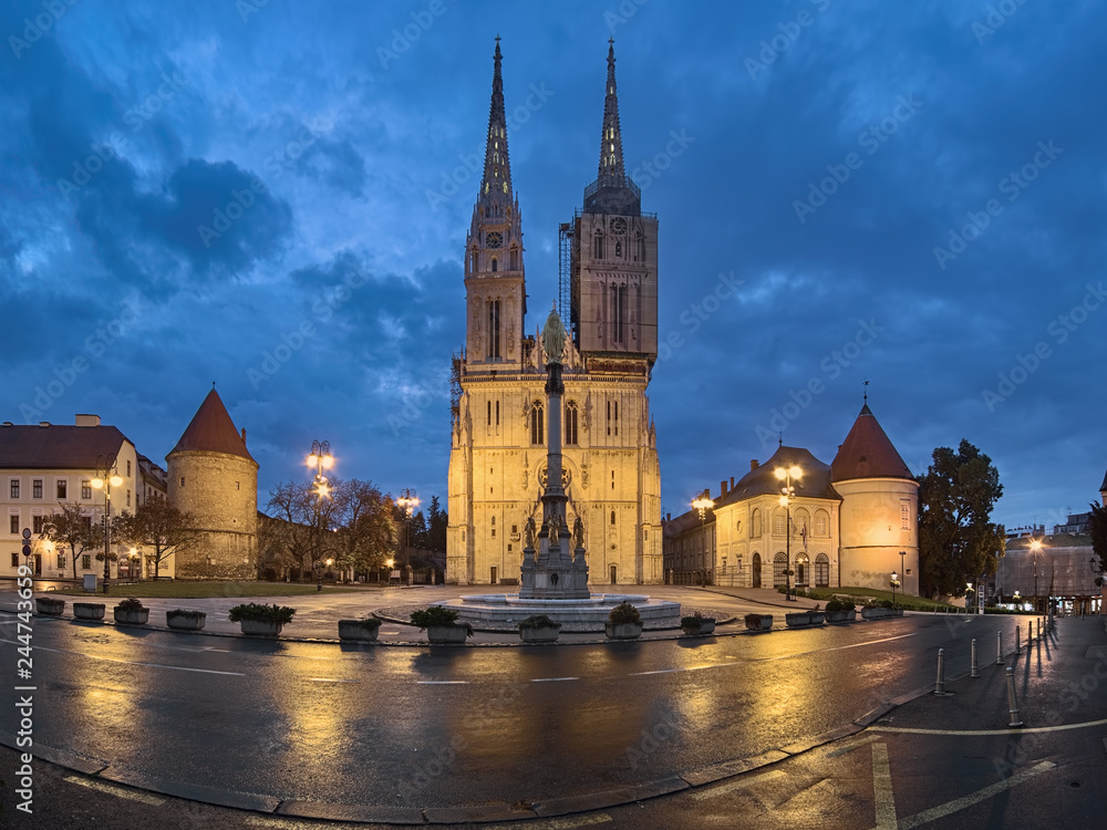 Naklejka premium Zagreb Cathedral and square in front of it at dawn, Croatia.