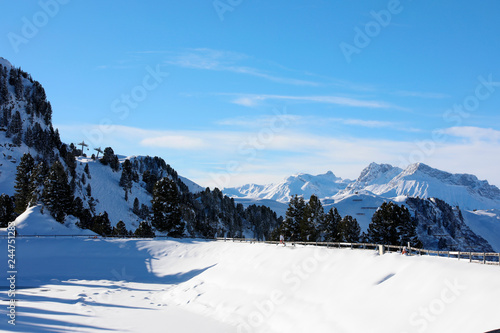 Winterlandschaft in den Alpen  Tirol    sterreich  Europa