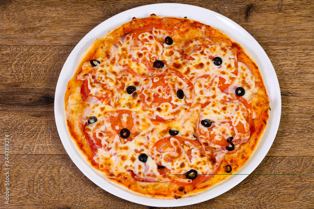 Margarita pizza with olives