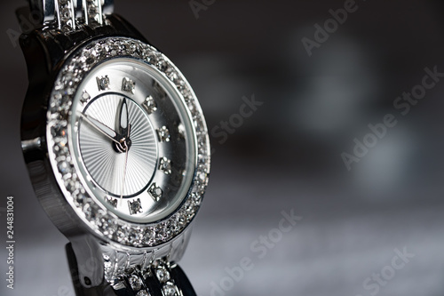 Woman Shiny white gold diamond watch. 