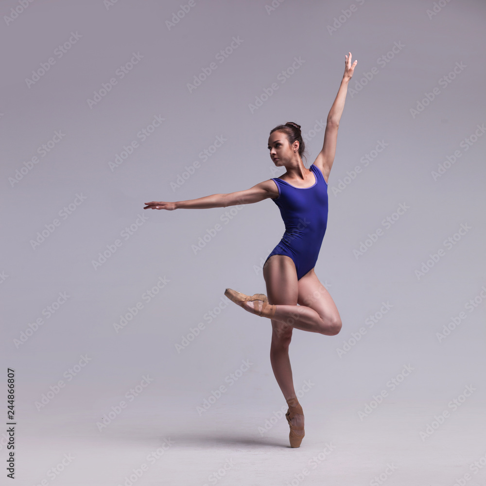 Obraz premium beautiful ballet dancer isolated