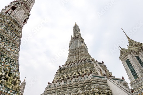 Wat Arun main Prang © aaron90311