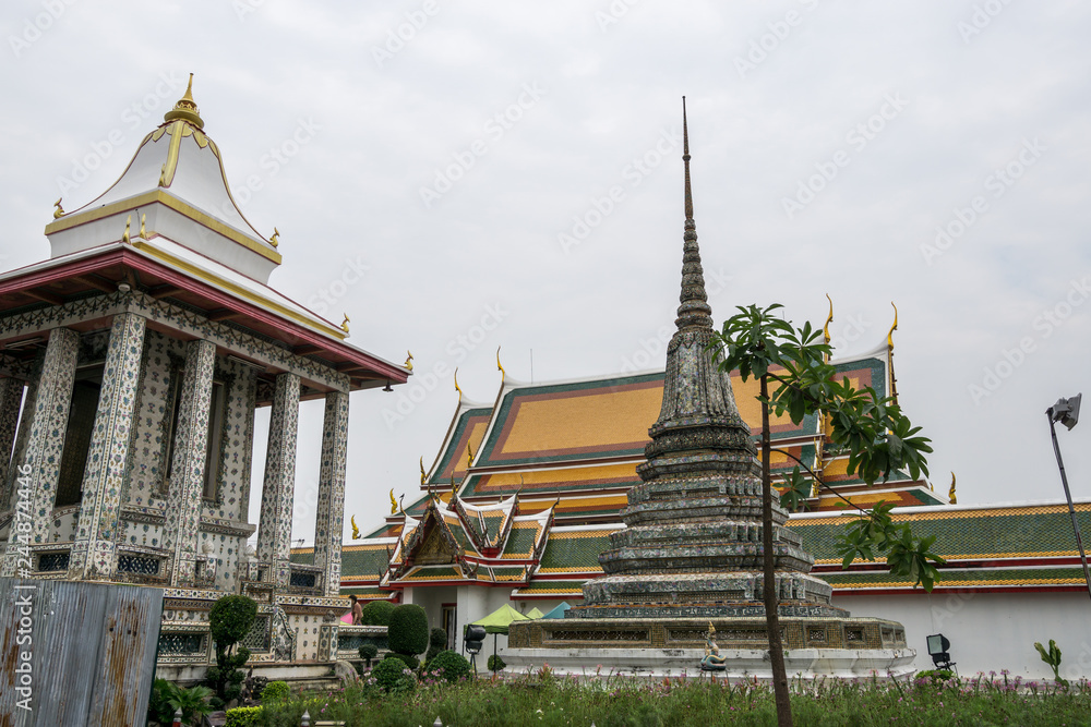 Naklejka premium Wat Arun main Prang