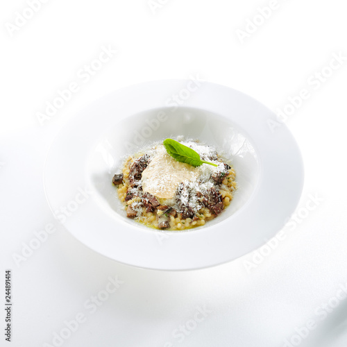 Petit-Calf with Veal Cheeks photo