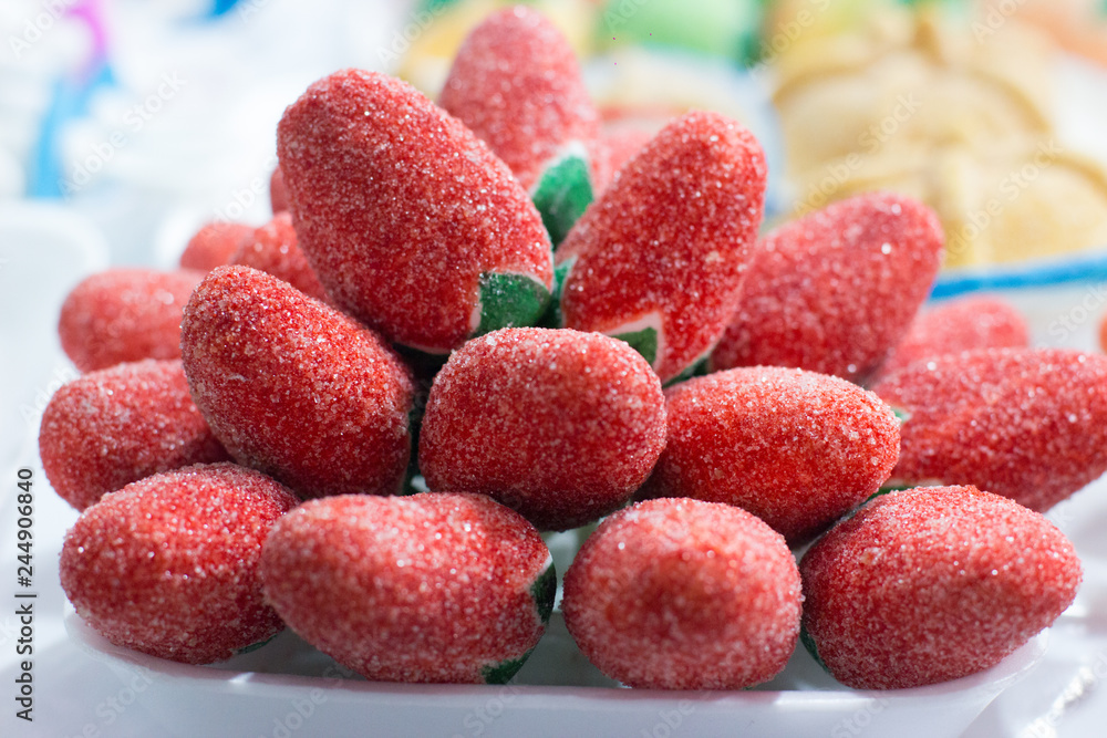 fresas de alfeñique fresas de alfeñique