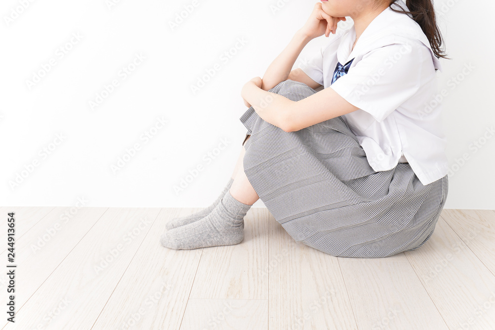 Fototapeta premium 悩み事・いじめ・学生イメージ