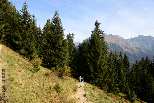 Wanderer in den Allgäuer Alpen  photo