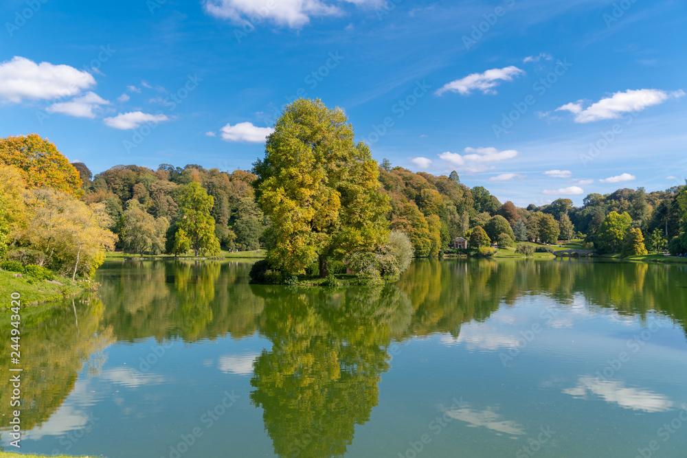 Autumn reflection Autumn reflection