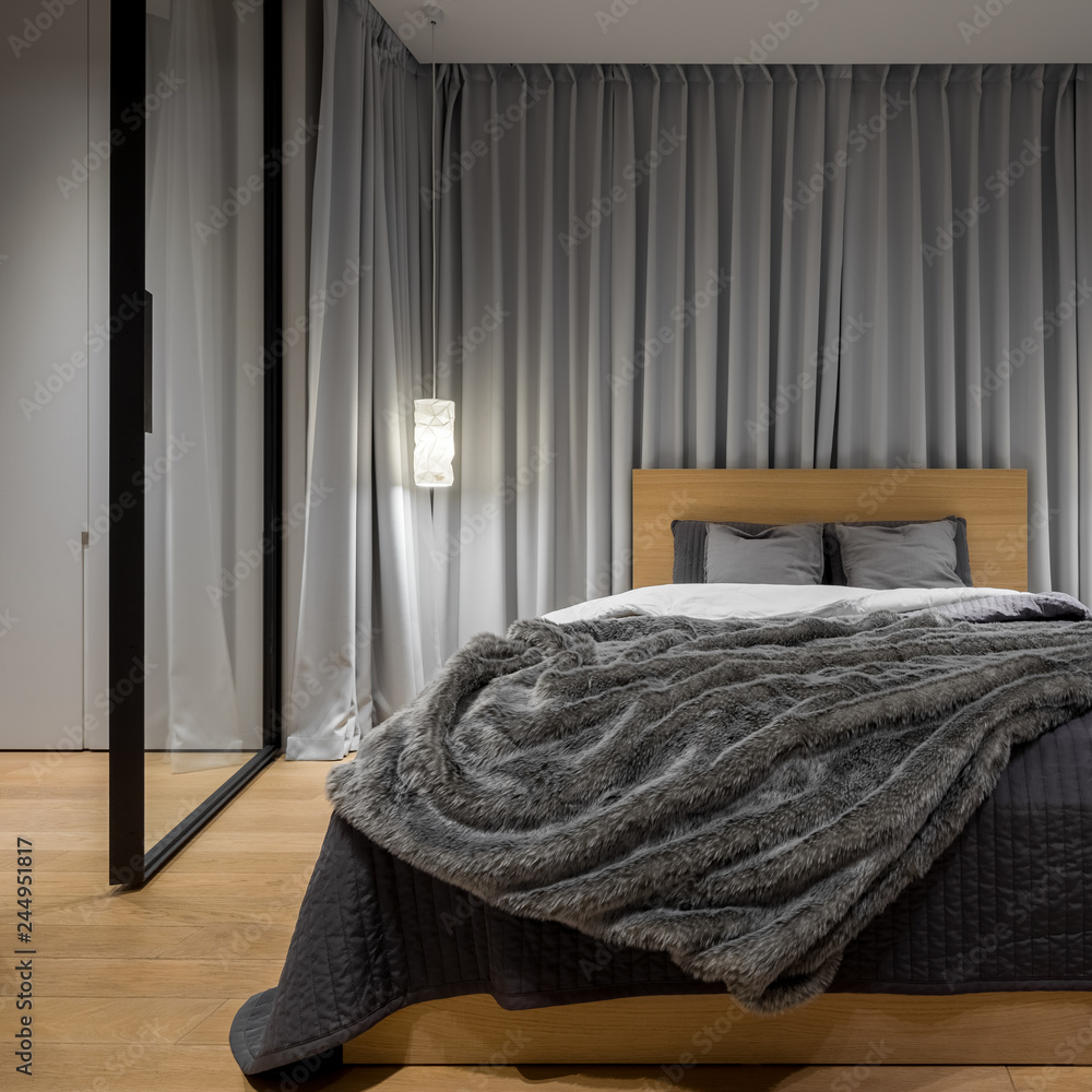 Fototapeta Stylowa sypialnia z podwójnym łóżkiem