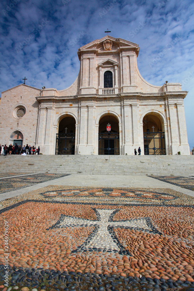  Basilica Nostra Signora di Bonaria a Cagliari