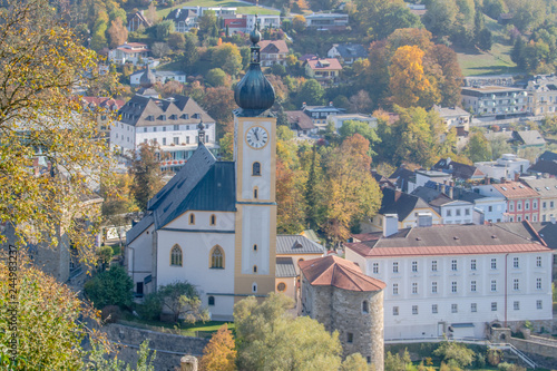 Waidhofen an der Ybbs ist eine Statutarstadt in Niederösterreich. Die Geschichte der Stadt wurde geprägt von ihrer jahrhundertelangen Stellung als Zentrum der Eisenverarbeitung. photo