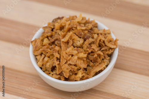 Crispy fried onion flakes