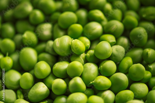 Close-up of fresh green pea © dmytro_khlystun