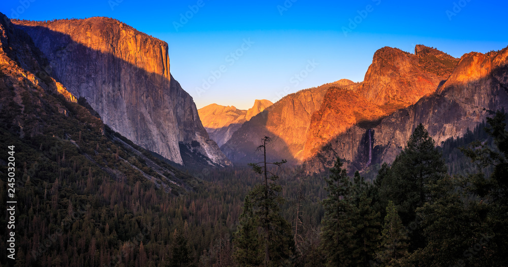 Twilight on Yosemite Valley, Yosemite National Park, California 