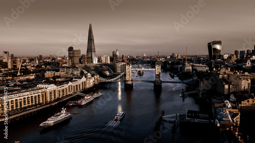 London Skyline / London Bridge 