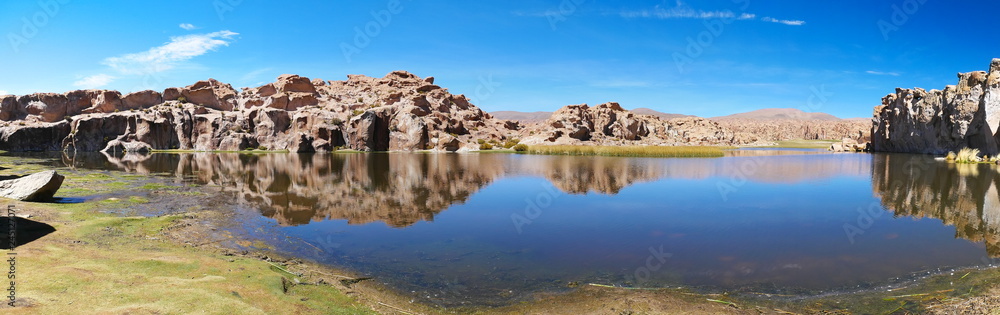 Laguna escondida in Sur Lipez, Bolivia