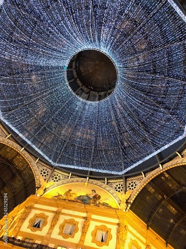 Luci della Galleria a Natale, Milano, Italia photo