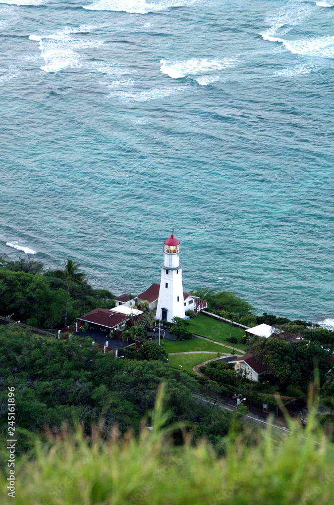 Leuchtturm am Meer am Diamond Head, Oahu, Hawaii