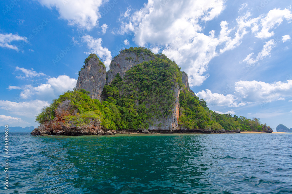 Obraz premium Koh Phak Bia krabi thailand 