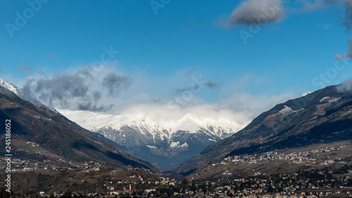 Sunny winter day in South Tyrol. © danmal25