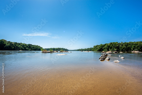 Panorama vom Essequibo Fluss in Guyana Südamerika, Teil des Amazonas Gebietes photo