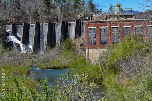 Green River Dam North Carolina