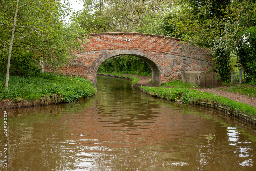 Danson´s Farm bridge No 30 over the Llangollen Canal in Shropshire, UK