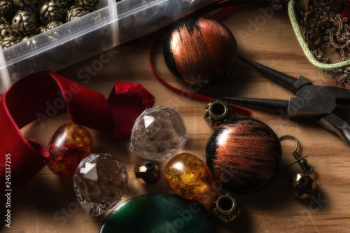 Wallpaper Mural tools and accessories for craftsmanship Torontodigital.ca