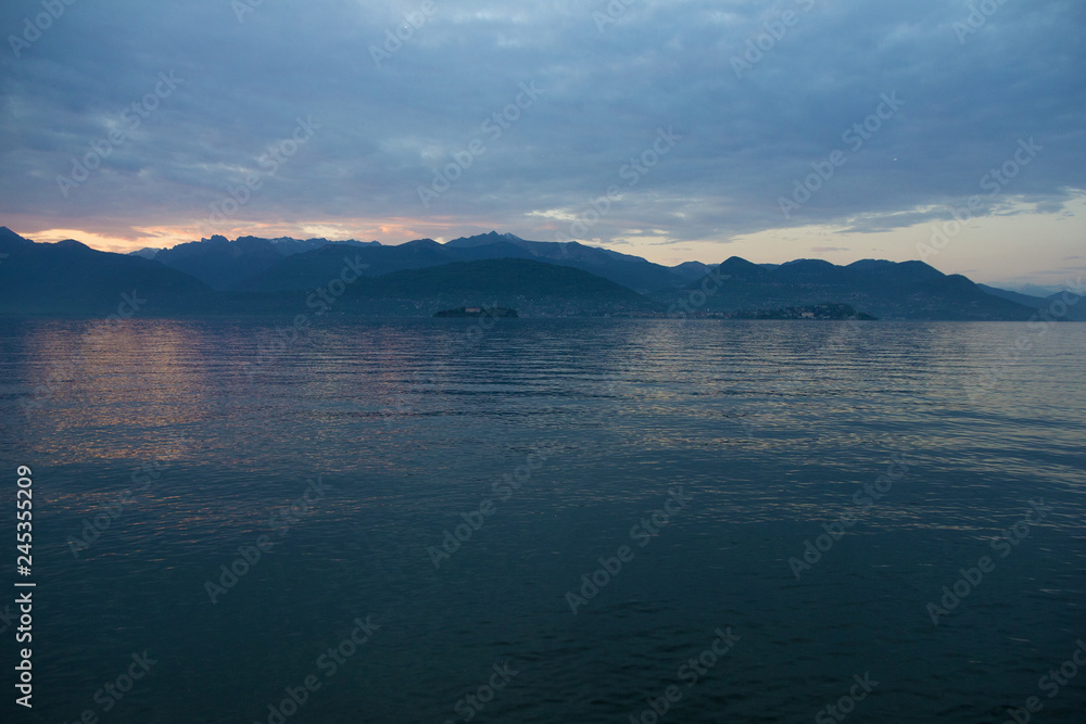 Fototapeta premium Garda lake sunset landscape, Sirmione, Italy