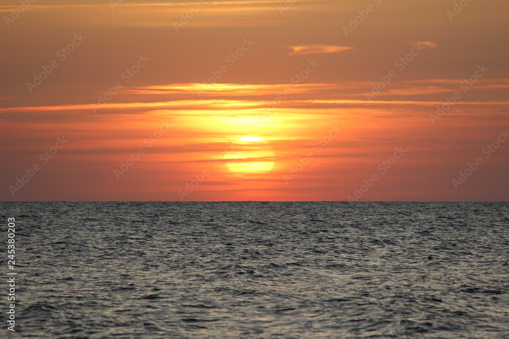 Sonnenuntergang am Strand von Niechorze