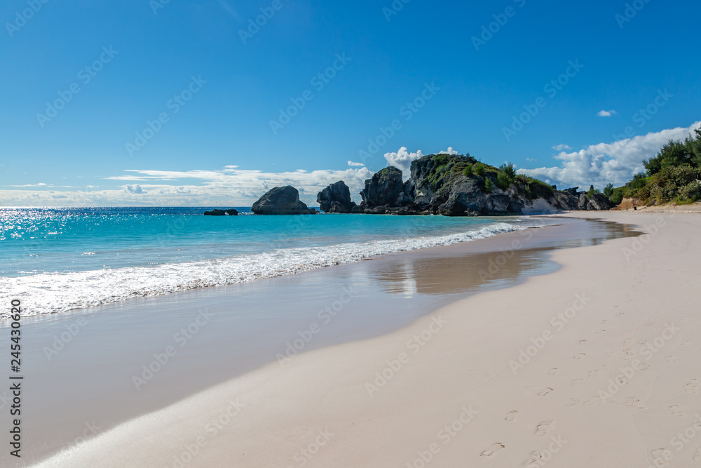 The idyllic sandy beach at Horseshoe Bay on the island of Bermuda