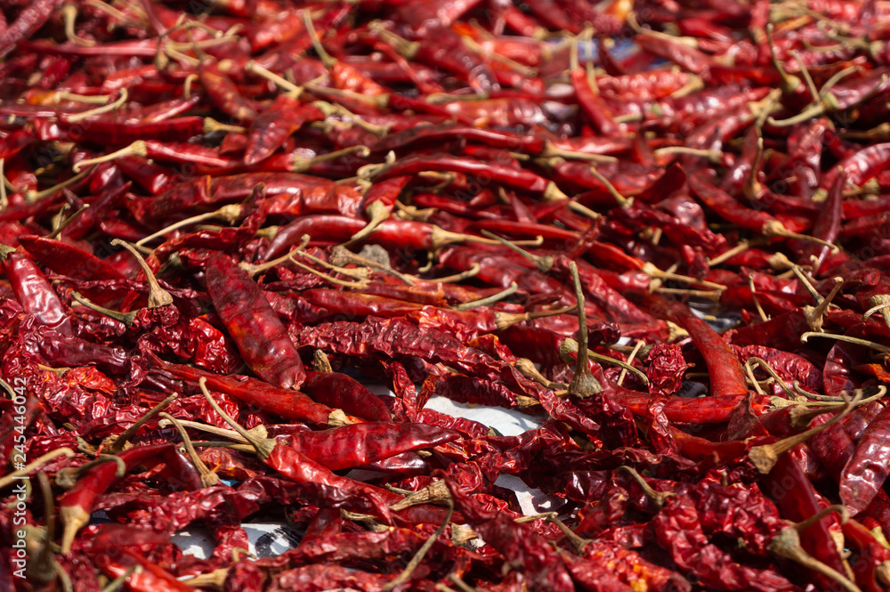 Fototapeta premium Piments rouges en vrac