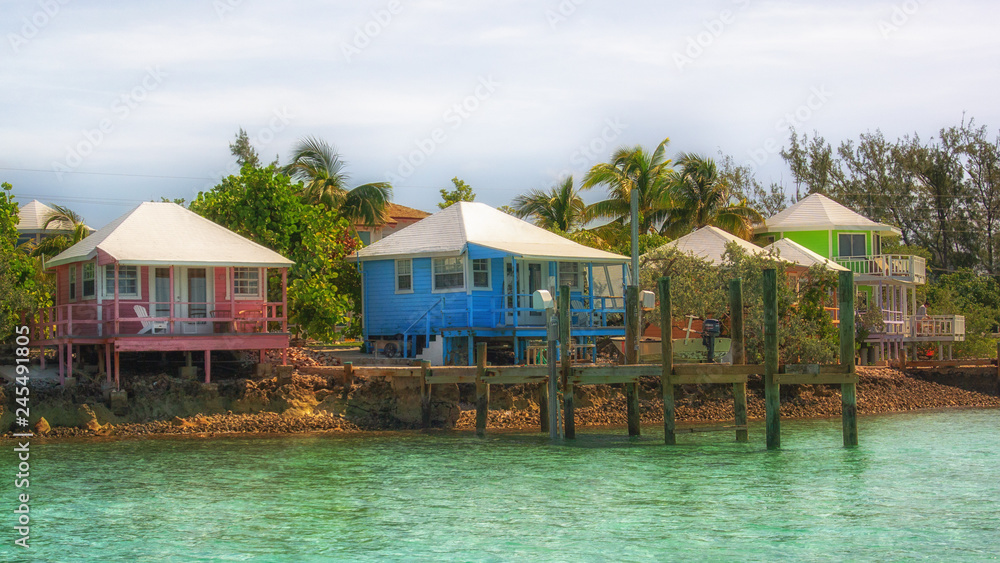 Beautfiul carribean houses on the beach, Island Staniel key, Bahamas