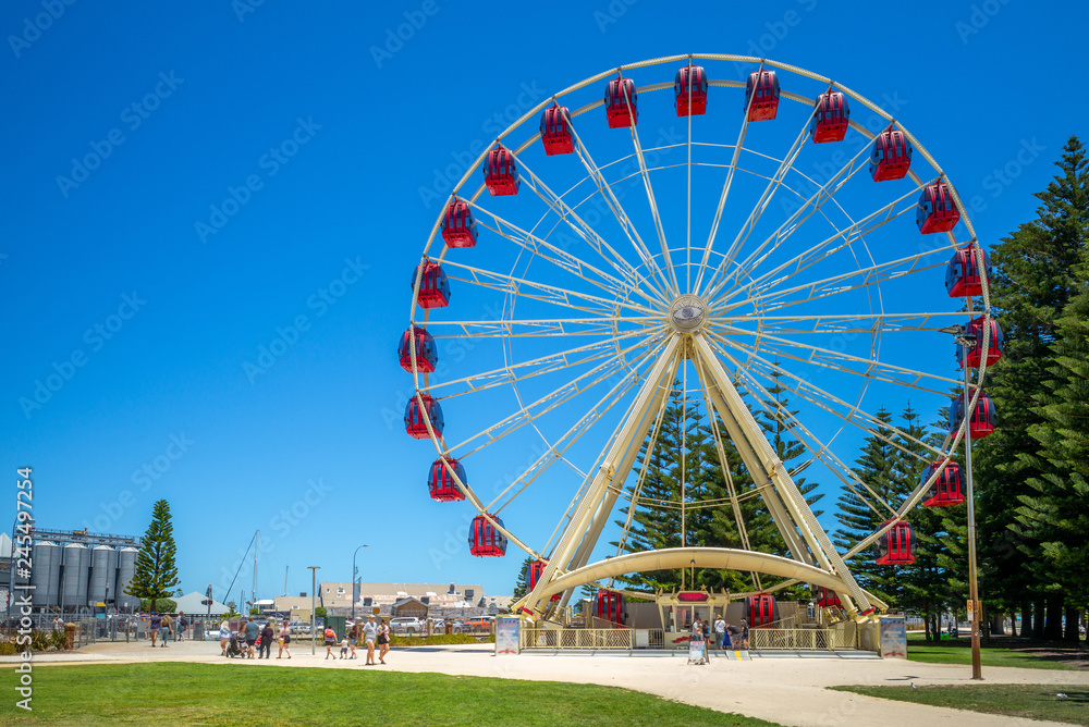 ferris wheel in fremantle, perth, australia