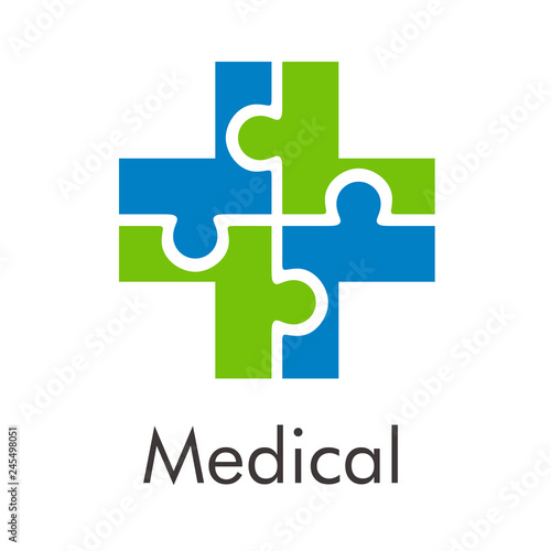 Logotipo abstracto con texto Medical con cruz como puzzle en color azul y verde