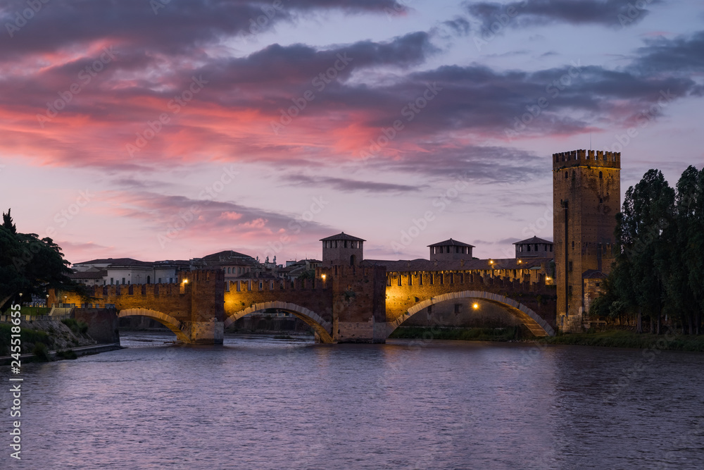 Fototapeta premium Castelvecchio Sunrise View