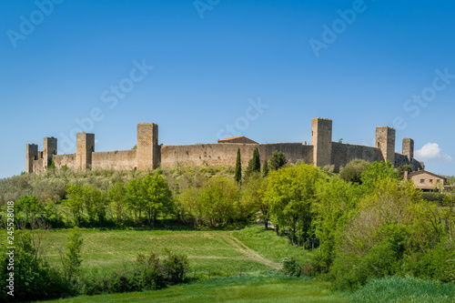 Monteriggioni fortress walls