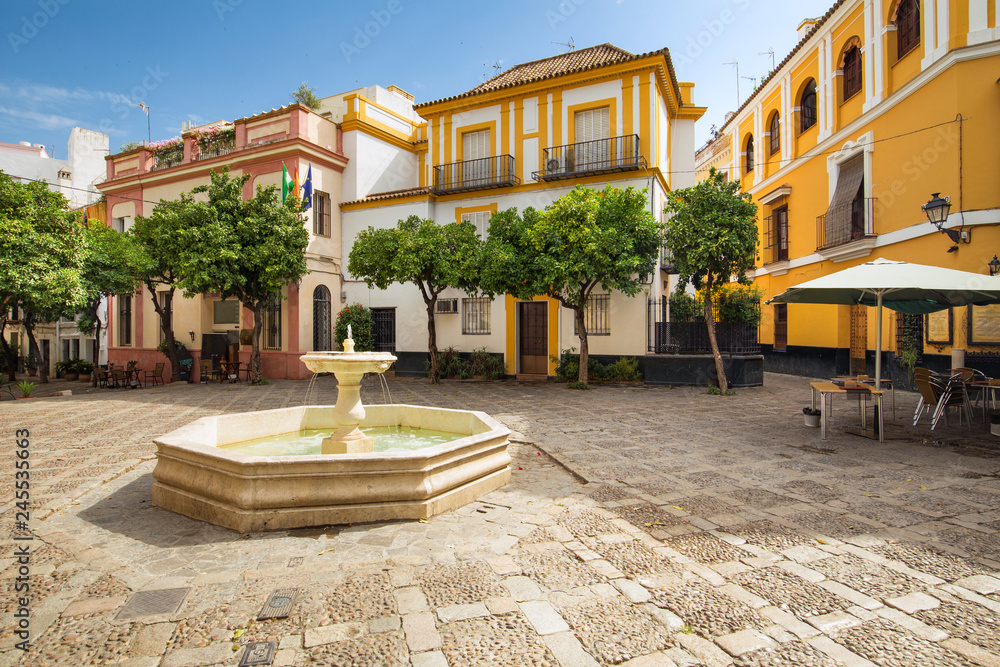 Naklejka premium Sewilla, Hiszpania - Architektura dzielnica dzielnicy Santa Cruz