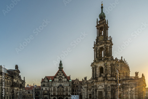 Katholische Hofkirche neben dem Residenzschloss in Dresden