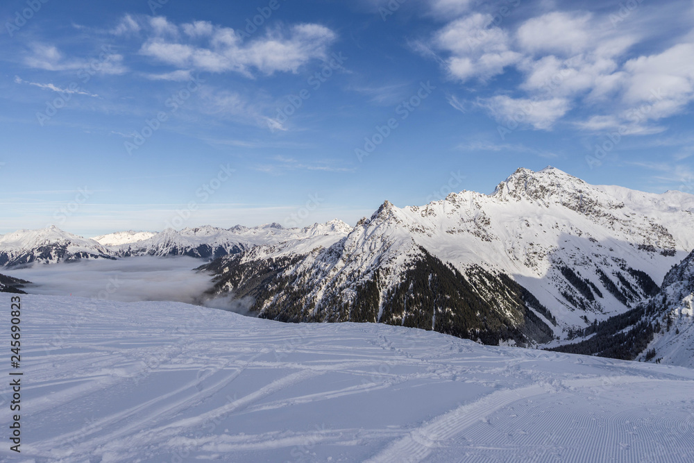 Obraz premium Austria Sunny Winter Mountains Holiday