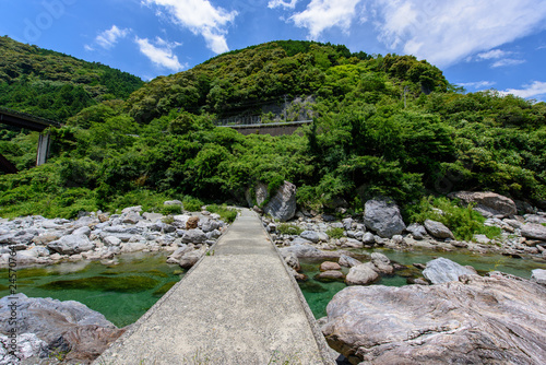 写真素材：日本、田舎、川、沈下橋