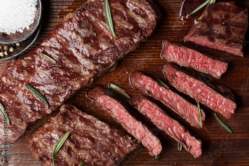 Fotografía Top blade or denver steak