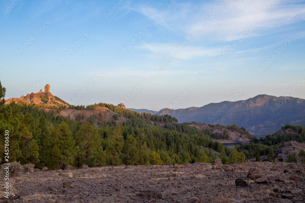 Paisaje del Roque Nublo al amanecer, Gran Canaria