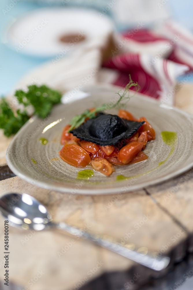 Przepyszne i niepowtarzalne czarne ravioli Przepyszne i niepowtarzalne czarne ravioli